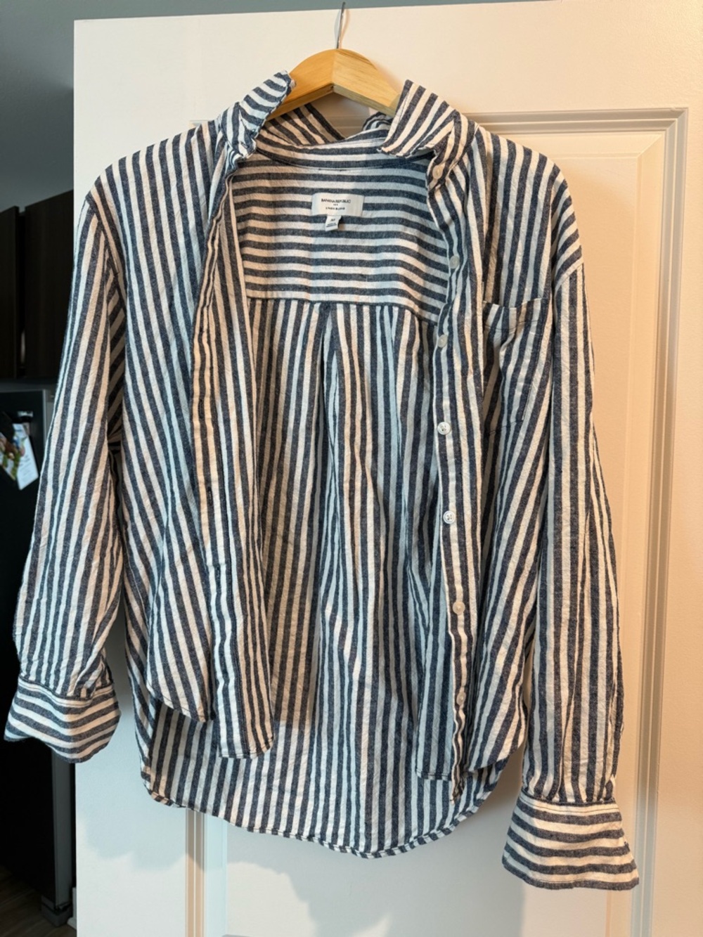 Banana Republic Linen Button Down
